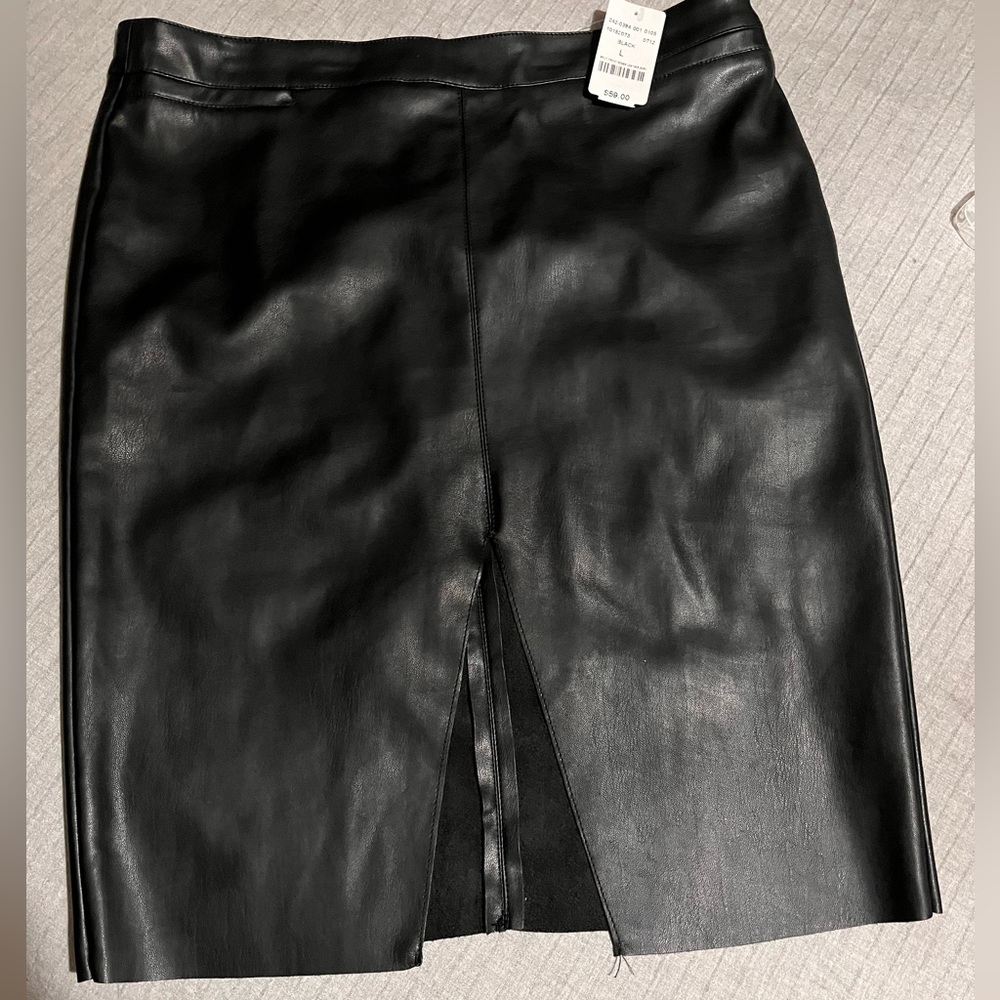NWT faux leather skirt